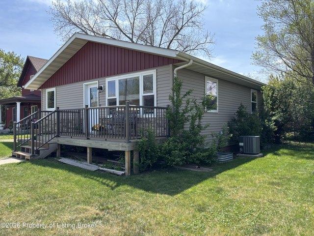 House for sale in Hettinger, North Dakota