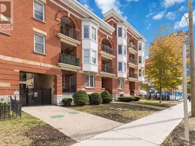 Condo for sale in Arva, Ontario