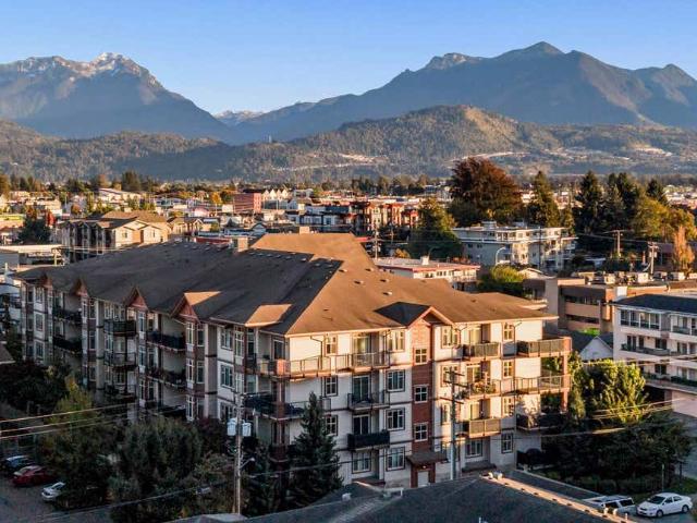 Condo for sale in Chilliwack, British Columbia