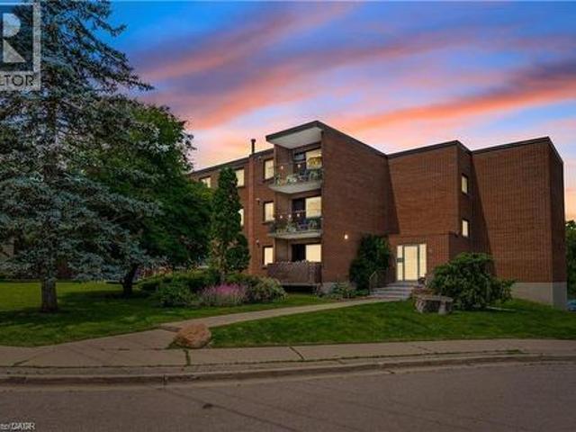 Condo for sale in Kitchener, Ontario