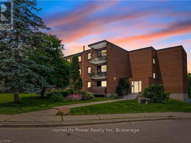 Condo for sale in Kitchener, Ontario