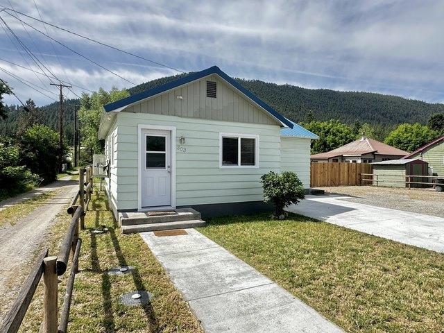 House for sale in Superior, Montana
