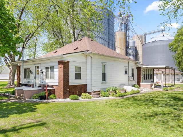 Property for sale in Long Point, Illinois