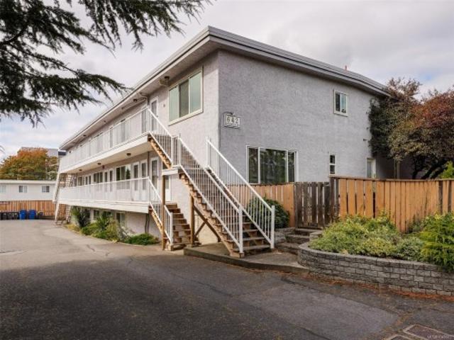 Property for sale in Esquimalt, Capital Regional District
