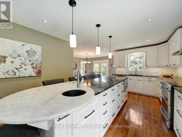 House for sale in Owen Sound, Southwestern Ontario