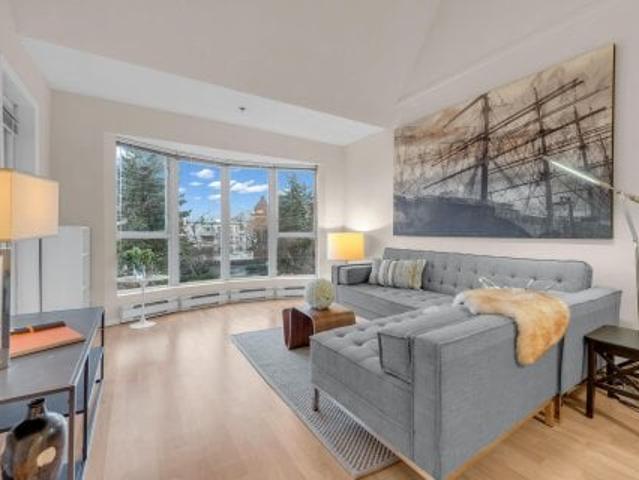 Apartment for sale in Richmond, British Columbia