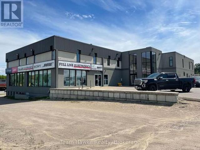 Commercial for rent in Midland, Central Ontario
