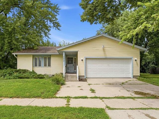 House for sale in Waterloo, Iowa