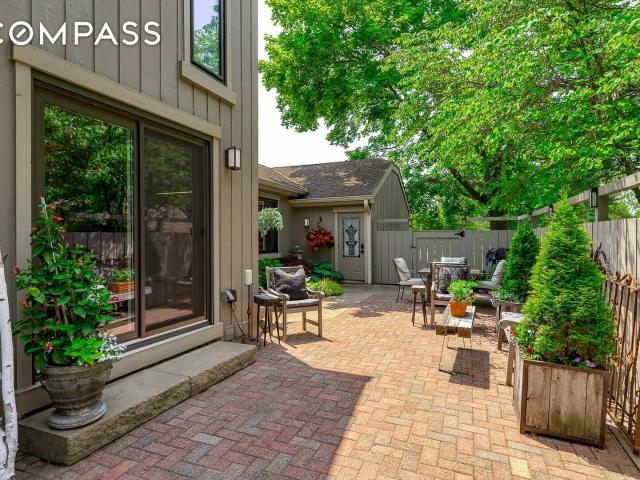 Townhouse for sale in Barrington