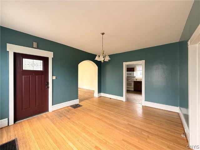 House for sale in Oneida, New York