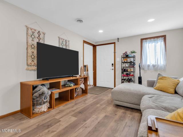 House for sale in Lanoka Harbor, New Jersey