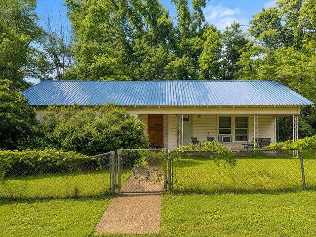 House for sale in Newton, Texas