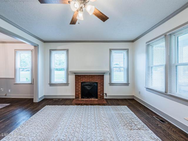 House for sale in Oakland, Kentucky