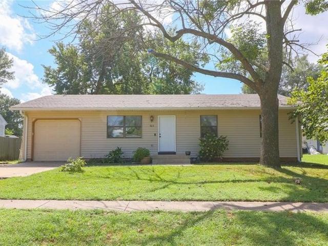 House for sale in Kingsville, Johnson County