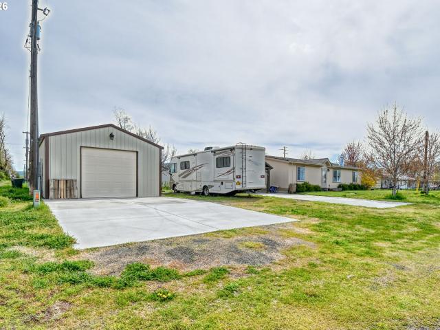 House for sale in Oregonia