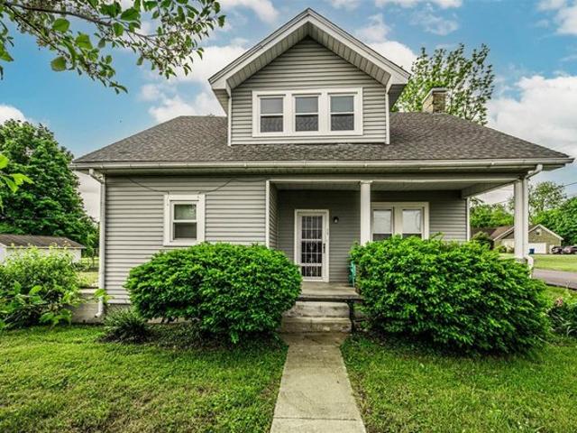 House for sale in Oakland, Kentucky