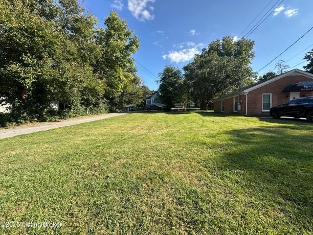 Land for sale in La Grange, Kentucky