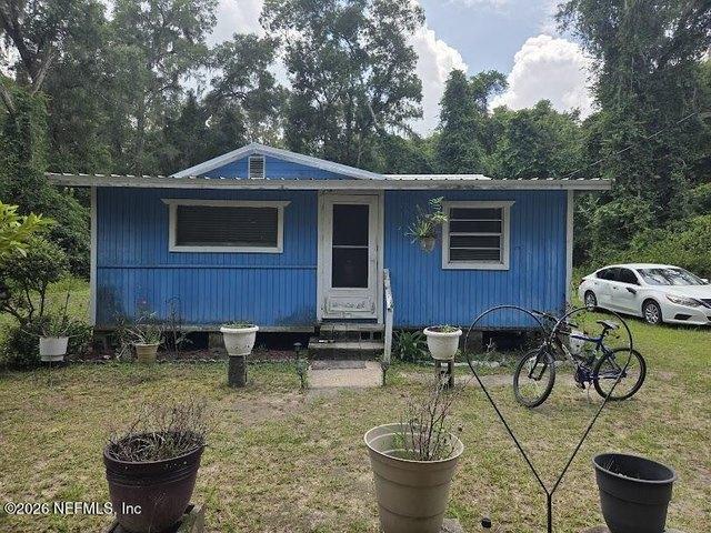 House for sale in Florahome, Florida