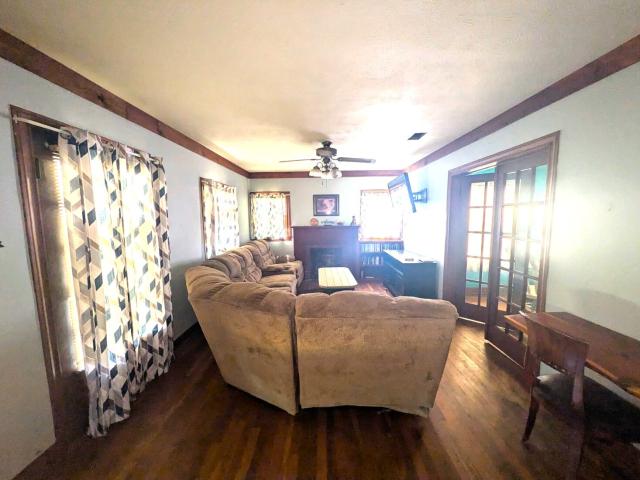 House for sale in San Augustine, Texas