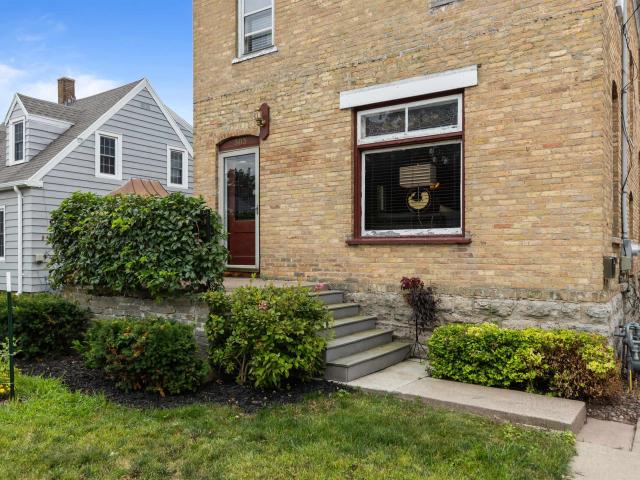 House for sale in Oshkosh, Wisconsin
