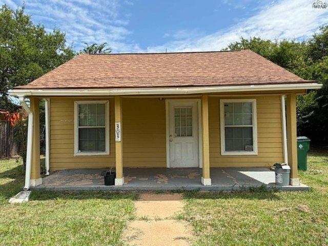 House for sale in Electra, Texas