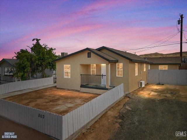 House for sale in Taft, California