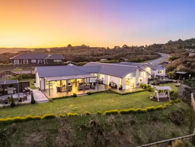 House for sale in Pauatahanui, Wellington