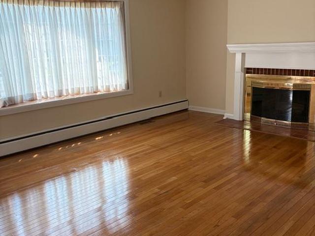 House for sale in Windsor Village, Elkton