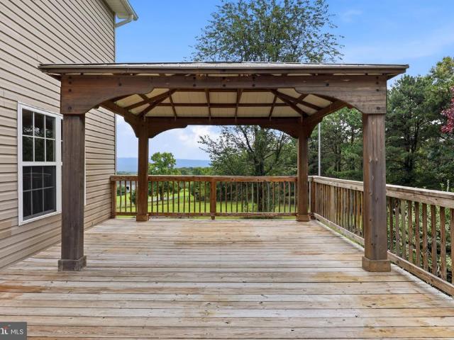 House for sale in Hedgesville, Berkeley County