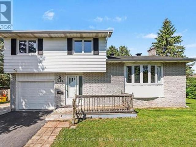 House for sale in Queenswood Heights, Ottawa