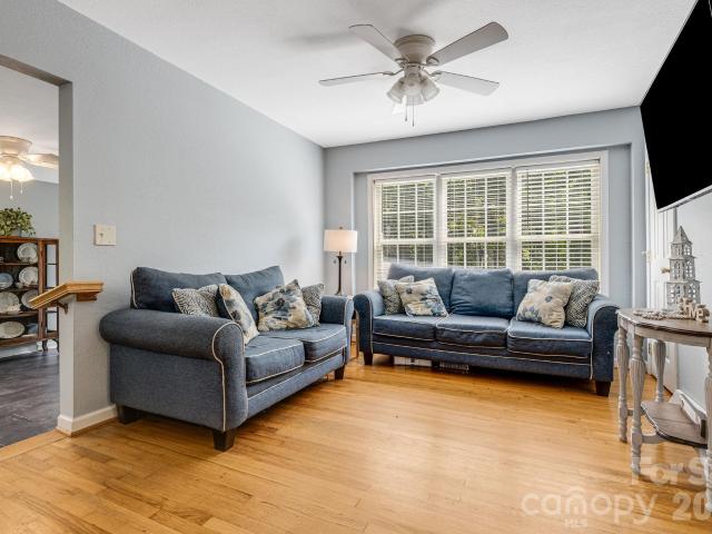 House for sale in Burnsville, Yancey County