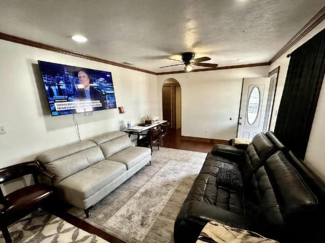 House for sale in Fairfield, Texas