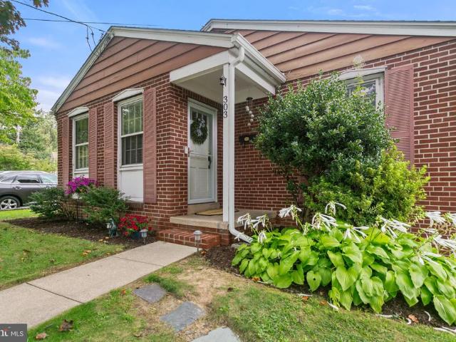 House for sale in Glenolden, Delaware County