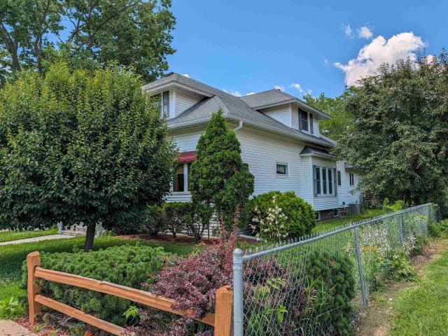 House for sale in Blue River, Grant County