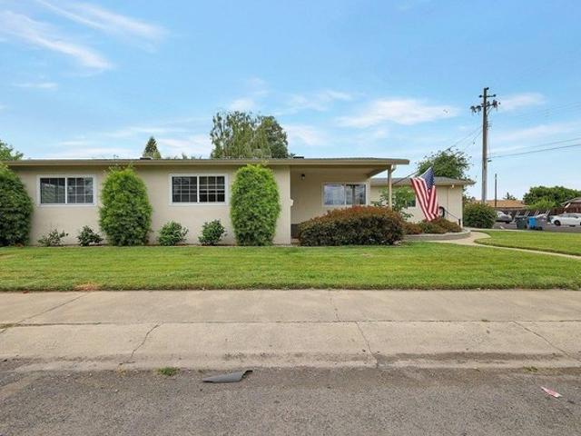 House for sale in Colusa, California