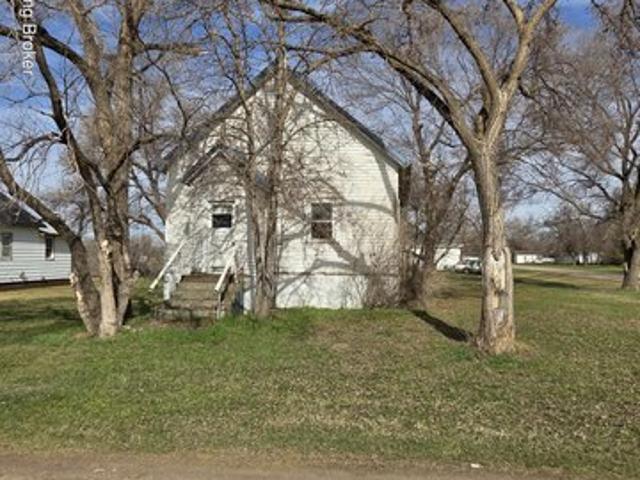 House for sale in Almont, North Dakota