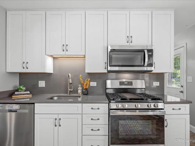 House for sale in Glendale Heights, Illinois