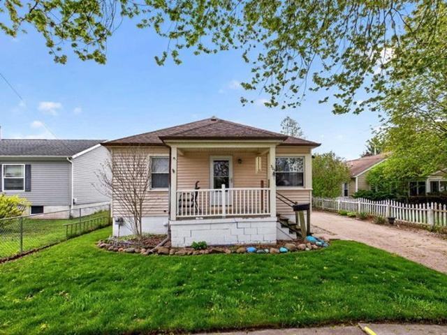House for sale in Essexville, Michigan