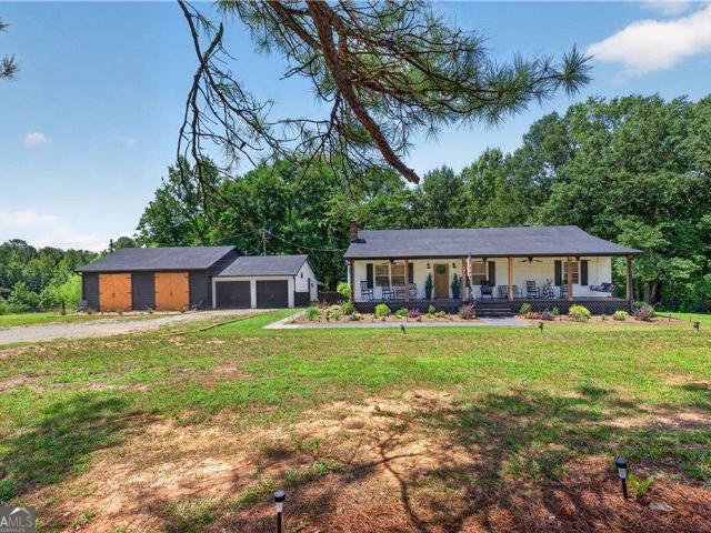 House for sale in Haralson, Georgia