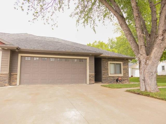 Townhouse for sale in Doon, Iowa