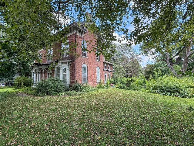 House for sale in Douglas, Illinois