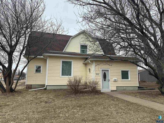 House for sale in Madison, South Dakota
