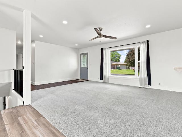 House for sale in Prairie City, Iowa