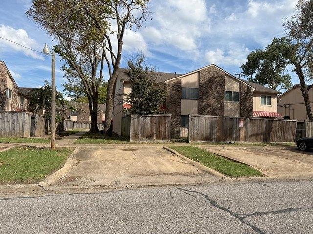 Condo for sale in Ark