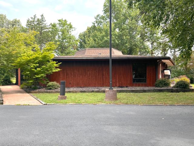 Commercial for sale in Carbondale, Jackson County