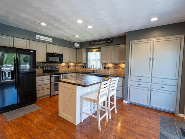 House for sale in Albany, Wisconsin