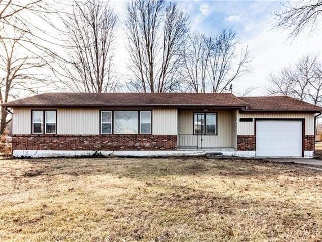 House for sale in Windsor, Missouri