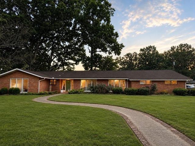 House for sale in Grenada, Mississippi
