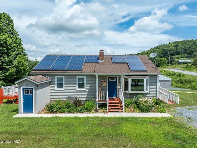 House for sale in Hoosick, New York
