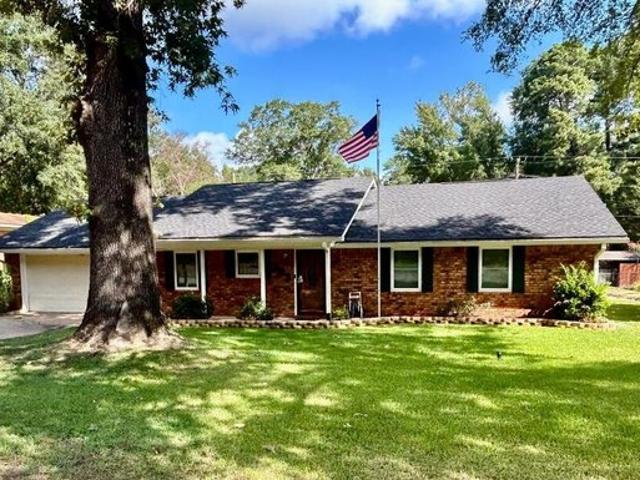 House for sale in Atlanta, Texas